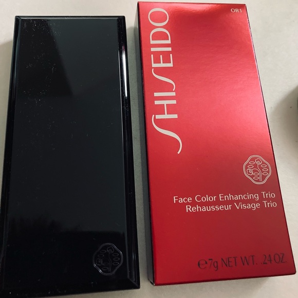 SHISEIDO - Face Colour Enhancing Trio - OR1 - - Peachy Tone- Brand New in Box! - Picture 3 of 3